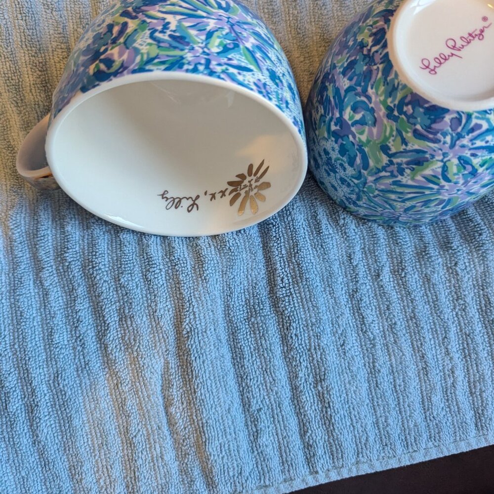 BOGO | Designer Mug | Lilly Pulitzer | Lion Around Pattern | Vibrant Blue & Gold - Picture 8 of 9